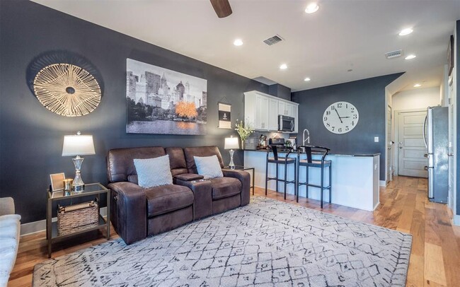 property at 2101 Town Centre Dr