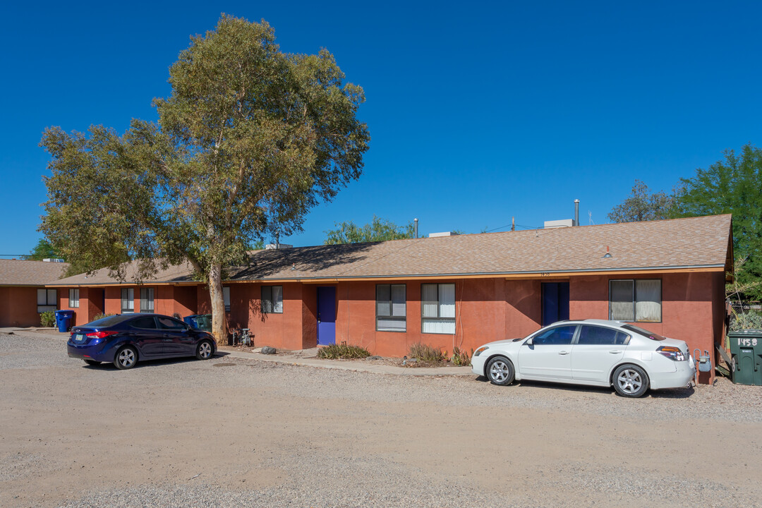 1458-1472 E Hedrick Dr in Tucson, AZ - Building Photo