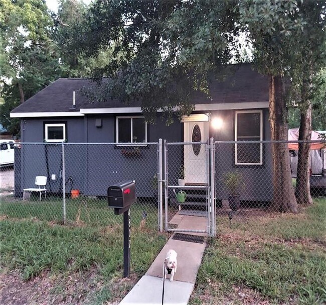 property at 4802 Ward St