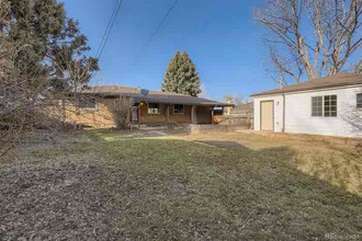 3378 W Saratoga Ave in Englewood, CO - Foto de edificio - Building Photo