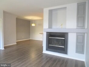 113 Dresher Woods Dr in Dresher, PA - Building Photo - Building Photo