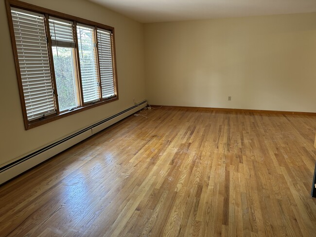 33 Allen Ct in Staten Island, NY - Building Photo - Building Photo