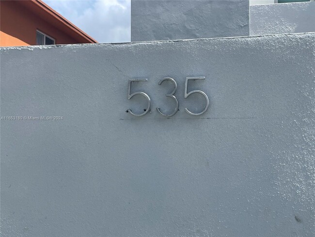 535 SW 5th St in Miami, FL - Building Photo - Building Photo