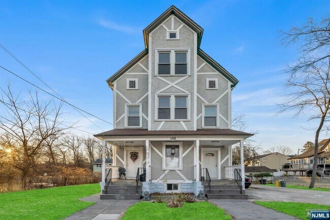 152 Washington in New Milford, NJ - Foto de edificio - Building Photo