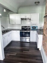 2160 Glenwood in Toledo, OH - Building Photo