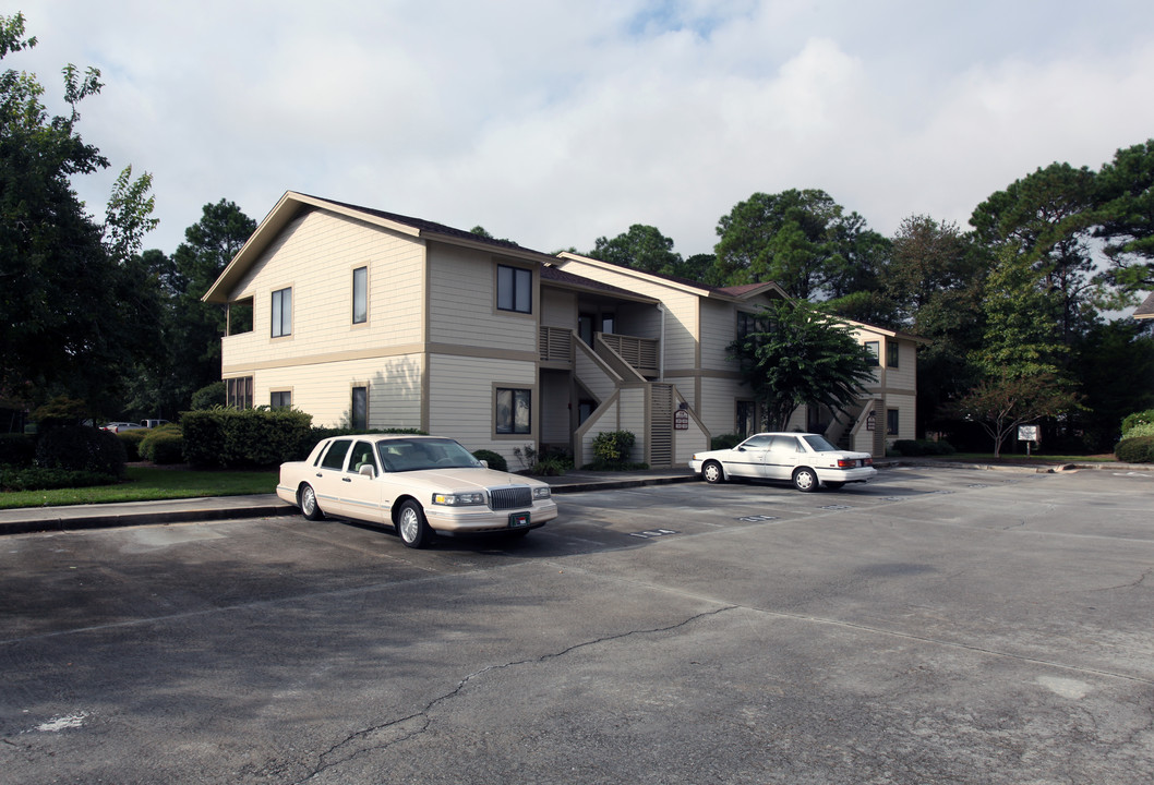 Valleygate Villas in Wilmington, NC - Foto de edificio