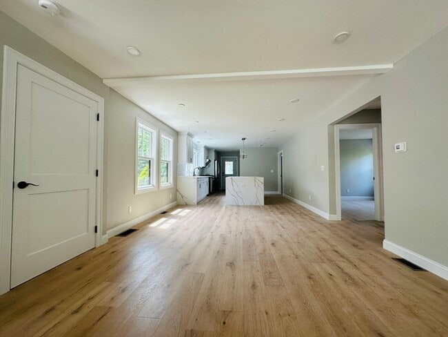 123 Oxford Rd in Newton, MA - Building Photo - Building Photo