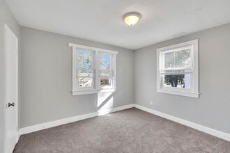 Townhomes at West Little Creek in Norfolk, VA - Building Photo - Interior Photo