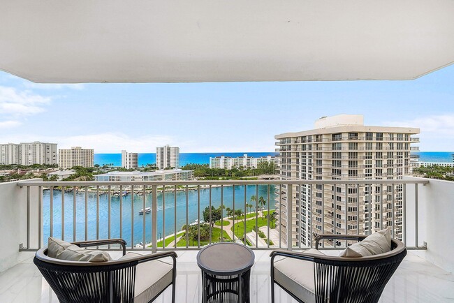 875 E Camino Real in Boca Raton, FL - Building Photo - Building Photo