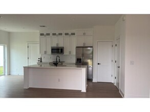 2011 Peel Ave in Orlando, FL - Building Photo - Building Photo