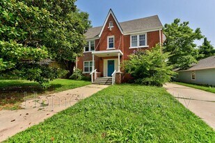 2229 NW 12th St in Oklahoma City, OK - Building Photo