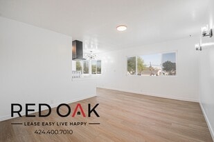 6315 Cherry Ave, Unit 4 in Long Beach, CA - Building Photo