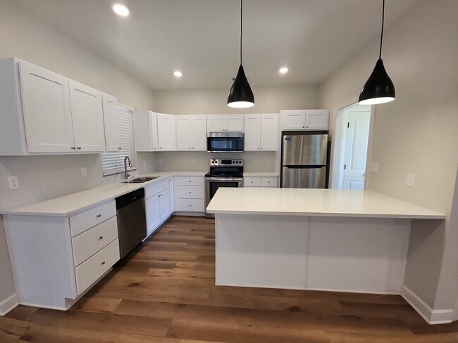 390 N Liberty St in Jackson, TN - Building Photo - Building Photo