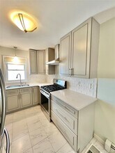 164 Harrison Ave in Harrison, NY - Building Photo - Building Photo