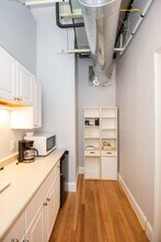 290 Beacon St, Unit 3B in Boston, MA - Foto de edificio - Building Photo