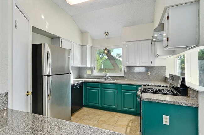 property at 2504 Spring Wagon Ln