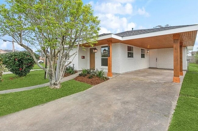 property at 5012 Trenton St