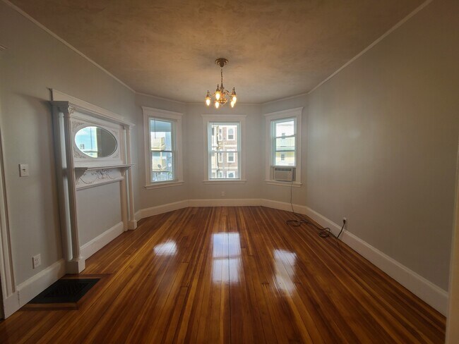 75 Adams St in Boston, MA - Building Photo - Building Photo
