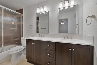 2821 Capella Cir in Garland, TX - Building Photo - Building Photo