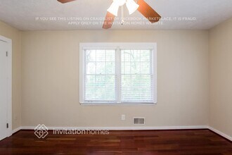 215 Simpson Dr NE in Kennesaw, GA - Building Photo - Building Photo