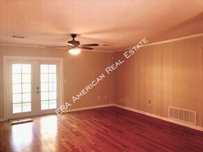 150 Nicole Ln in Crestview, FL - Building Photo - Building Photo