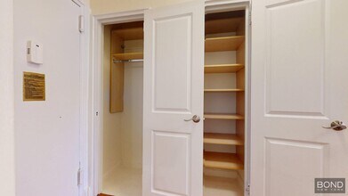 17 E 67th St in New York, NY - Building Photo - Building Photo