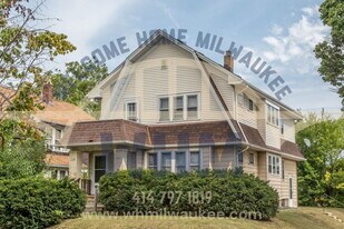 2904 N 55th St in Milwaukee, WI - Building Photo