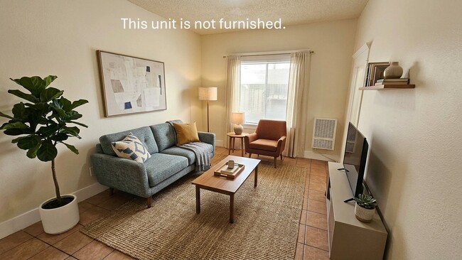 743 S Burlington Ave, Unit 4