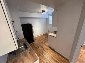 Adams Apartments in Tacoma, WA - Building Photo - Interior Photo
