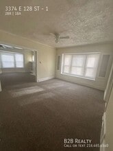 3374 E 128th St-Unit -1 in Cleveland, OH - Foto de edificio - Building Photo