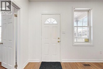 109 Gertrude St in Hamilton, ON - Building Photo - Building Photo