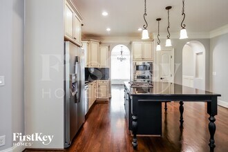 1304 Westminster Dr in Greensboro, NC - Building Photo - Building Photo