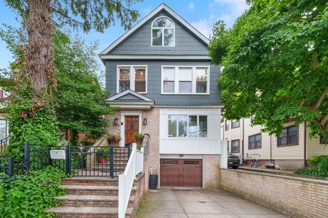 property at 173 Avenue B