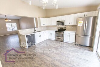 10117 E Obispo Ave in Mesa, AZ - Building Photo - Building Photo