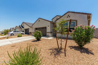 24445 W Jones Ave in Buckeye, AZ - Building Photo - Building Photo