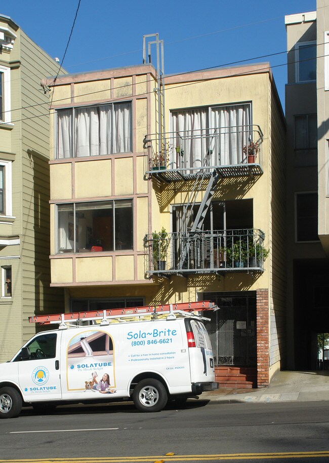 2458 Fulton St in San Francisco, CA - Building Photo - Building Photo