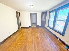 7610 Dearborn Ave in Cleveland, OH - Building Photo - Building Photo