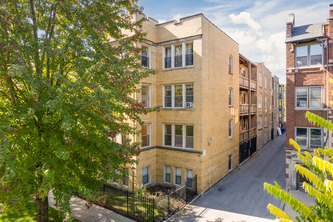 Cornell Park Condominiums in Chicago, IL - Foto de edificio - Building Photo