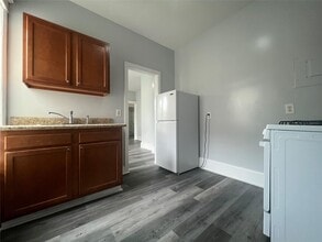 60 Carroll St in Poughkeepsie, NY - Building Photo - Building Photo