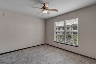 The District Universal Boulevard Apartments in Orlando, FL - Building Photo - Building Photo