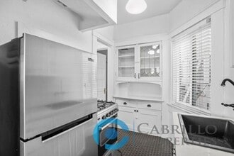 401 Juniper St in San Diego, CA - Building Photo - Building Photo