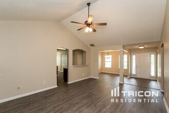 4991 Larkspur Ln in College Park, GA - Building Photo - Building Photo
