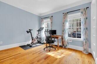 55 Gates St, Unit 1 in Boston, MA - Building Photo - Building Photo