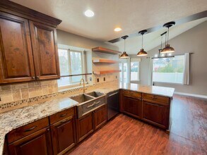 317 W Farmside Dr in Saratoga Springs, UT - Building Photo - Building Photo