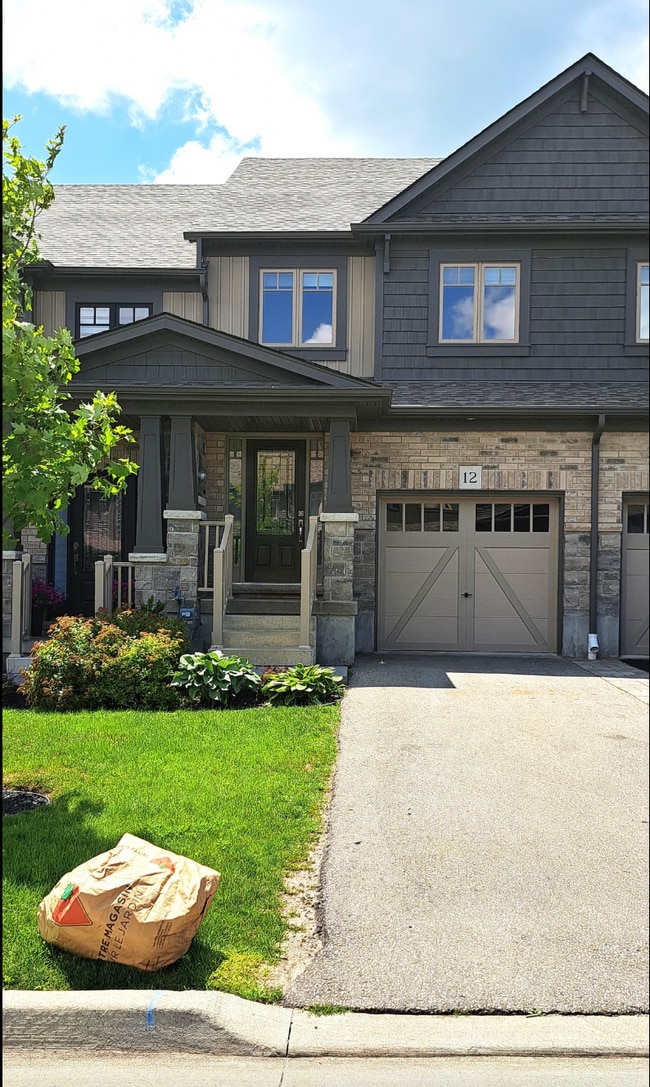 property at 12 Winterton Crt