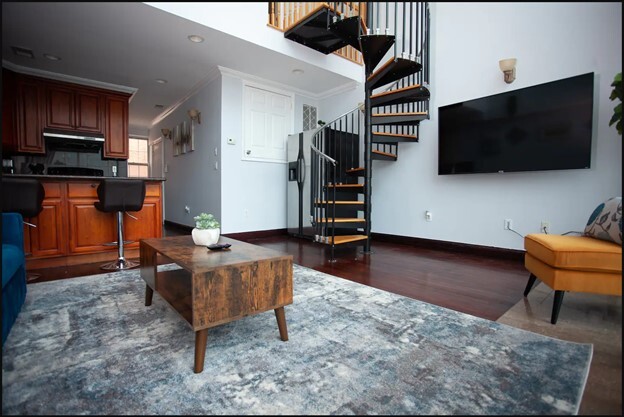 205 N 11th St in Philadelphia, PA - Building Photo - Building Photo