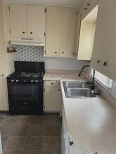 1219 Oxford St in Hopkins, MN - Building Photo - Building Photo