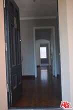 1163 S Hayworth Ave in Los Angeles, CA - Building Photo - Building Photo