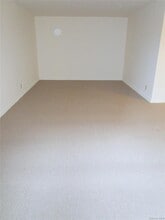 123 Valentine Ln in Yonkers, NY - Building Photo - Building Photo