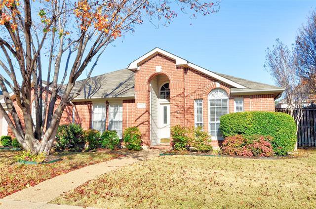 5819 Willow Wood Ln in Dallas, TX - Building Photo